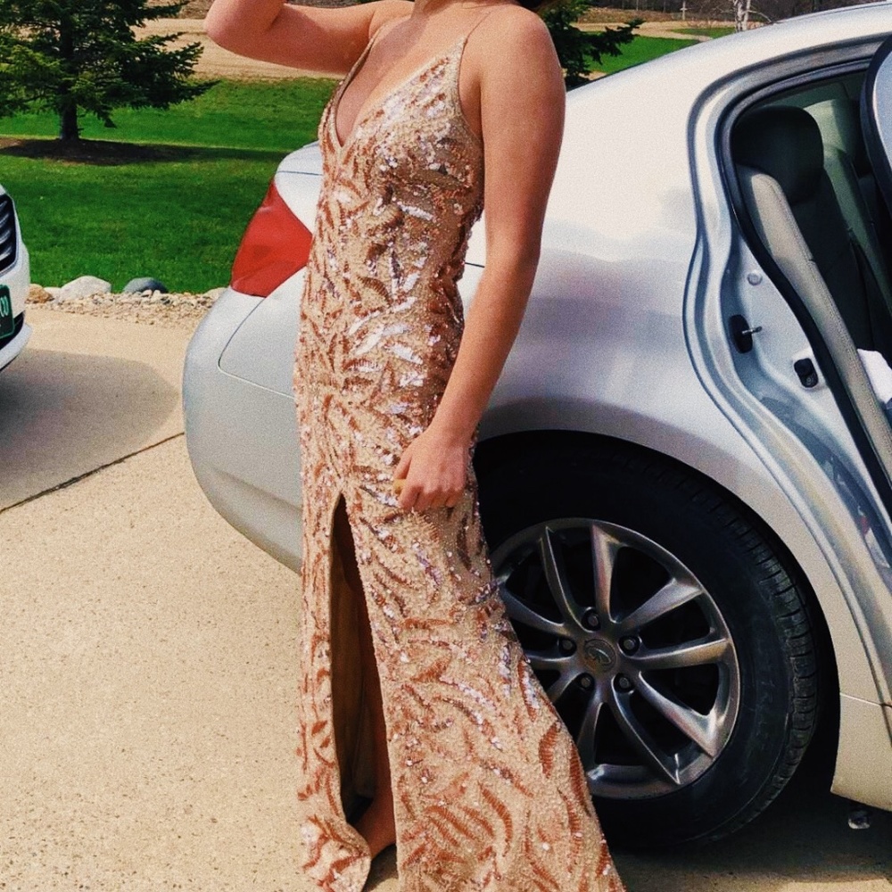 Primavera Couture Formal Dress